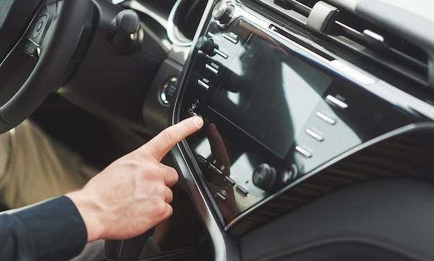Как установить магнитолу в автомобиль: пошаговая инструкция